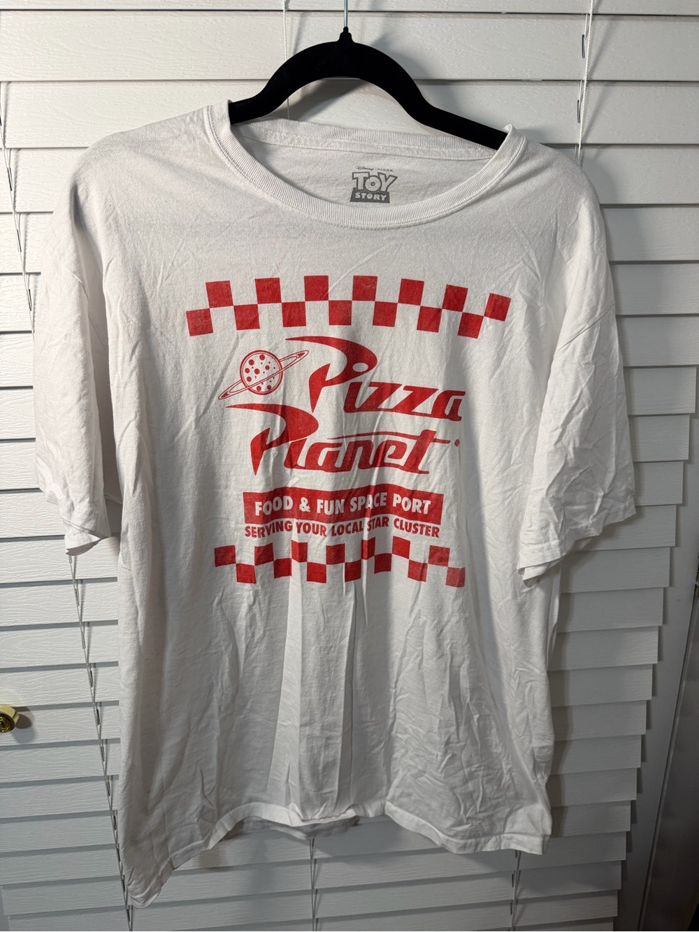 Pizza Planet White Graphic Tee - Red Print Toy Story